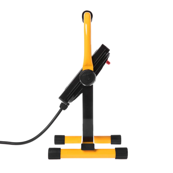 Work Light with Stand: 7,000 Lumen Light